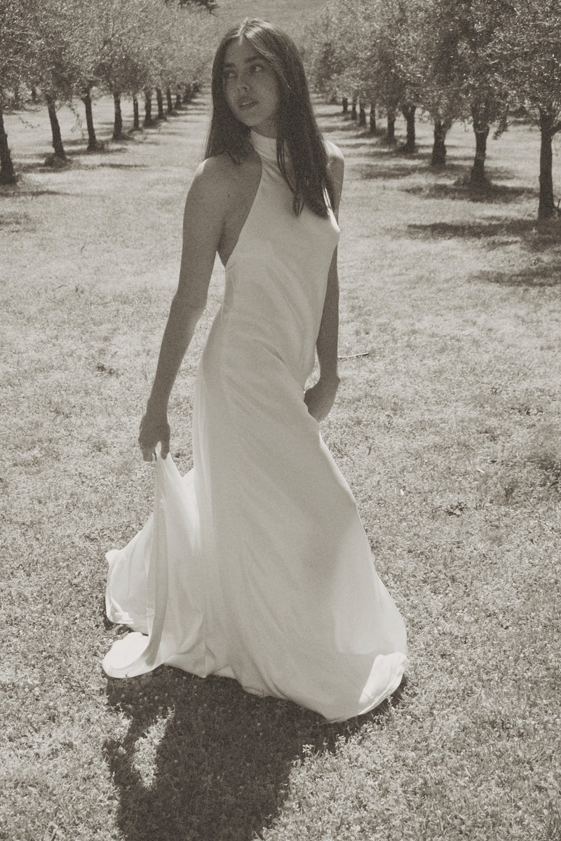 When Fit, Fabric and Feeling Come First: The Phoebe Gown – Wearemancini