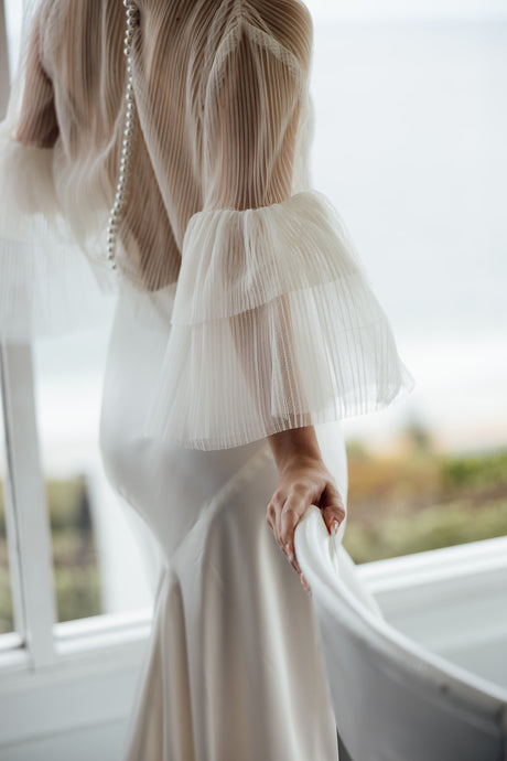 Tulle Blouse, Tulle, Pearls, Frill Sleeves, Long Sleeves, Wedding Dress, Wedding Separates, Destination Wedding, Luxury Wedding, Beach Wedding, Wedding Dress Two Piece, Top and Skirt